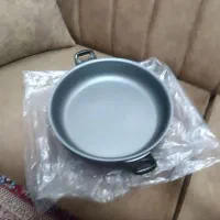 تابه بزرگ چدن استفاده نشده