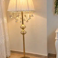 آباژور ایستاده کلاسیک کریستالی، بسیار شیک