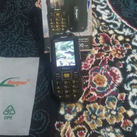 یک عدد گوشی