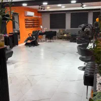 جذب نیرو در سالن زیبایی و آموزشگاه نورا بیوتی|خدمات آرایشگری و زیبایی|بندرعباس, |دیوار