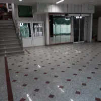 رهن و اجاره 150 متر تجاری واقع در خیابان رجایی