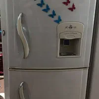 یخچال و فریزر فروزان