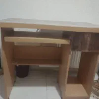 میز کامپیوتر|میز تحریر و کامپیوتر|پرند, فاز ۴|دیوار