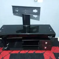 میز تلویزیون ‌شیشه ای