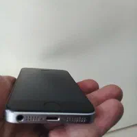 آیفون 5s  کارتن دارد بصورت خاموش فروش
