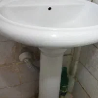 روشویی پایه دار