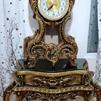 ساعت کنسولی