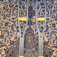عصای زیربغل / درجه یک / بدون استفاده|پزشکی|اصفهان, باغ نگاره|دیوار