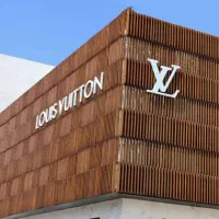 مغازه کفی بر نیاوران