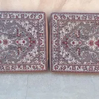 دو عدد پشتی ماشینی در حد نو