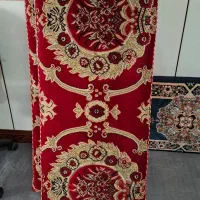 پشتی قرمز