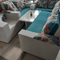 یک مبل خوشکل کارکرده