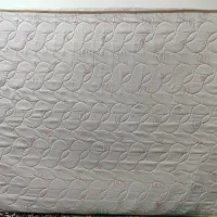 تشک تختخواب دونفره درحدنو، تمیز.