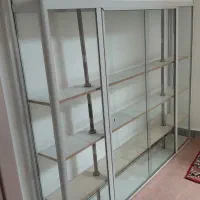 بوفه و ویترین مغازه