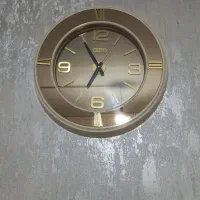 ساعت دیواری