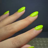 کاشت و ترمیم ناخن|خدمات آرایشگری و زیبایی|رشت, لاکانی|دیوار