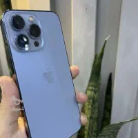 ۱۳ پرو در حد باز نشده پلمپ ۱روز شارژنگه میداره