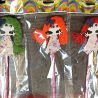 مداد سیاه گل دختر