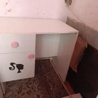 تخت نوجوان ومیز تحریر|تخت و سرویس خواب|اصفهان, عمان سامانی|دیوار