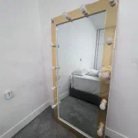 آینه هالیوودی فقط ۳۱۰۰