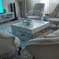 مبلمان سفید با عسلی و میز