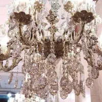 لوستر ۶شاخه ۱۲شعله برنجی اصل چیزی قاطی نداره|لوستر و چراغ آویز|تهران, ابوذر|دیوار