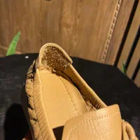 کالج چرم طبیعی طبی دکتر ماخ|کیف، کفش، کمربند|قم, صفائیه|دیوار