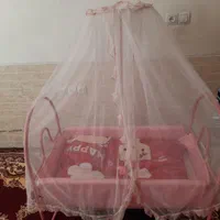 گهواره نوزاد . روروک .لالایی. سرویس حمام|تخت و صندلی بچه|شیراز, کوشک میدان|دیوار