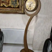 ساعت ایستاده