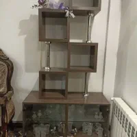 ویترین کاملا تمیز و نو