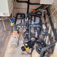 طراحی و اجرای استخر شنا و جکوزی