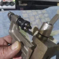 یک عدد دستگاه رزوه یا حدیده کن ژاپنی قدیمی|ابزارآلات|تهران, استخر|دیوار