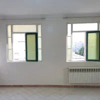 ساختمان 2 طبقه تجاری مسکونی گذر خیابان 26 متر