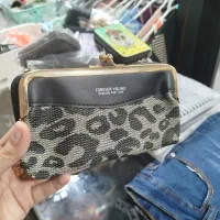 کیف|کیف، کفش، کمربند|بندر گناوه, |دیوار