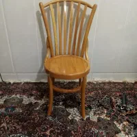 صندلی چوبی