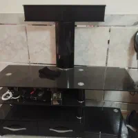میز تلویزیون شیشه ای