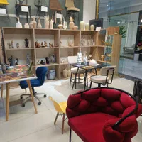 حراج اجناس دکوری مغازه به علت جمع اوری