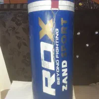 کیسه بوکس سالم درحدنو بادستکش وباند مچ|تجهیزات ورزشی|تهران, بوستان سرخه حصار|دیوار