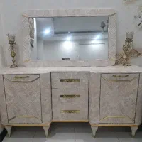 اینکه و کنسول