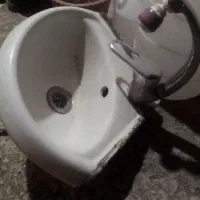 روشویی سه گوش کم جا با شیر|لوازم سرویس بهداشتی|آستارا, |دیوار