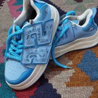 کفش کاملا نو