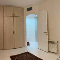 100متری-کلاهدوز-همکف-حیاط-اختصاصی-غرق-نور
