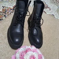 فروش فوری یه جفت کفش با قیمت مناسب|کیف، کفش، کمربند|یاسوج, |دیوار