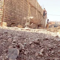 استاد بنا همه کاره