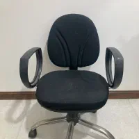 صندلی چرخدار اداری