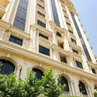 ۱۵۰متر اداری فول امکانات خیابان رشید تمامی مشاغل