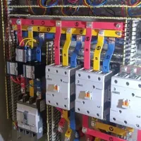 خدمات برق ساختمانی وصنعتی تعمیر بالابر