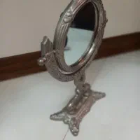 آینه رو میزی