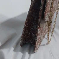کیف مجلسی|کیف، کفش، کمربند|خوی, |دیوار