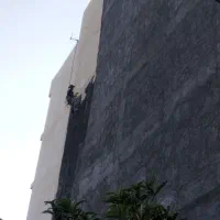 سیمانکاری بدون داربست باتکنیک راپل انجام می‌دهیم